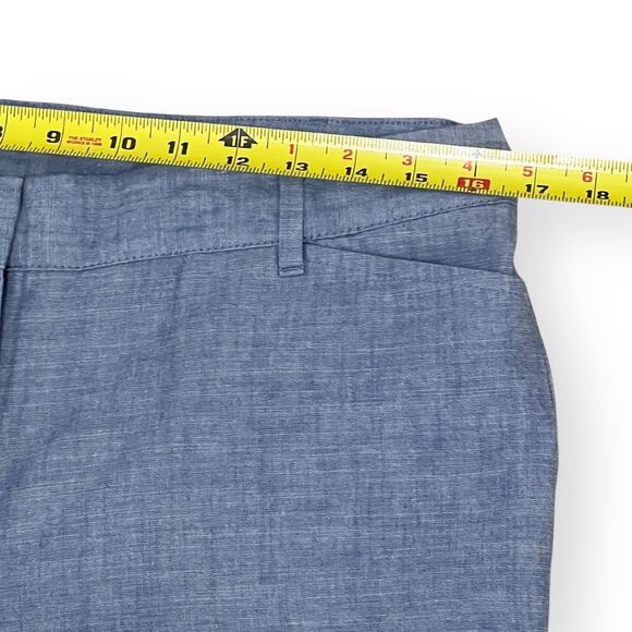Talbots Pants Womens 10P Blue Perfect Crop Chambray Preppy Coastal Trousers - Picture 6 of 8